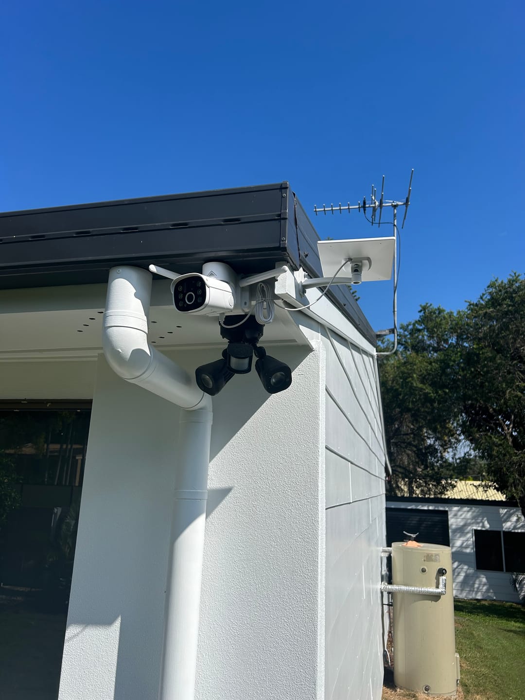 5 x Emporium Hut Solar Camera Pro 2.0 (WIFI)